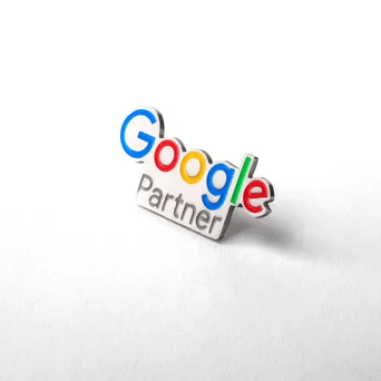 Google partner значок Backstage pro